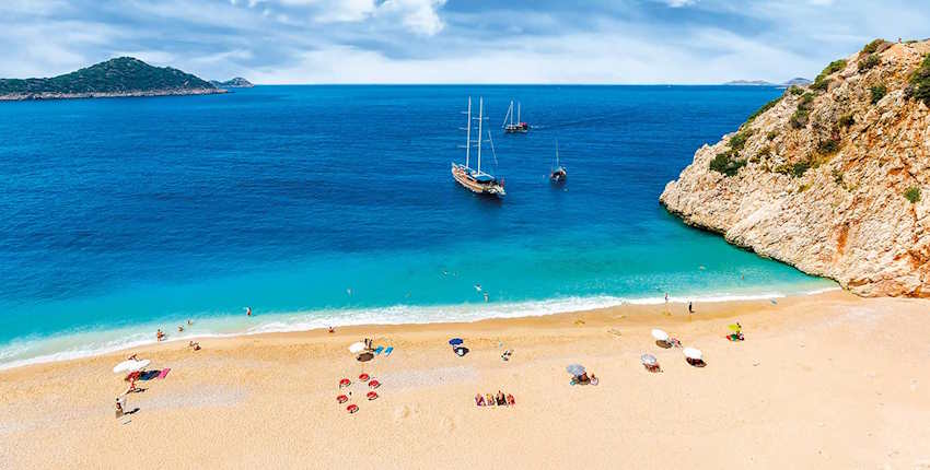 Discover the Best Sandy Beaches in Turkey for Families: Your Ultimate Guide to Sun, Sea, and Fun 4 The Top 5 Sandy Beaches in Turkey That Families Will Love - Kaputas Beach