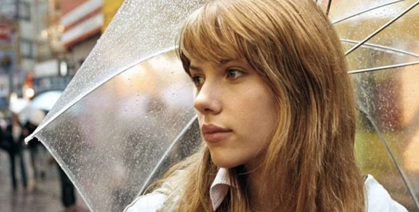 25 Best Travel Movies Of All Time 6 25 Best Travel Movies Of All Time / Lost in Translation