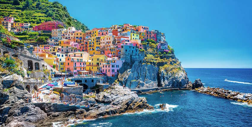 Italy travel guide - Cinque Terre best places to visit in Italy