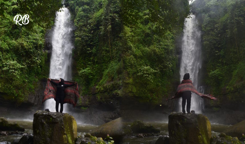 Panganten Waterfall in Indonesia reviews
