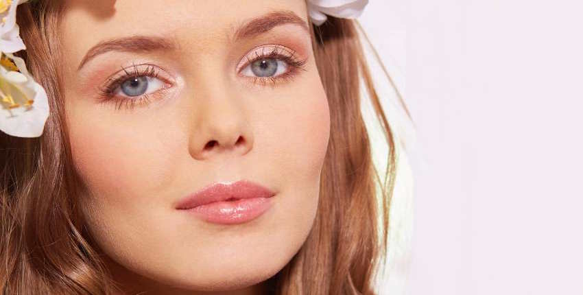 Seasonal Makeup Trends: Spring, Summer, Fall and Winter 4 Sizzling Summer Looks: Embrace Bold Colors and Effortless Glow
