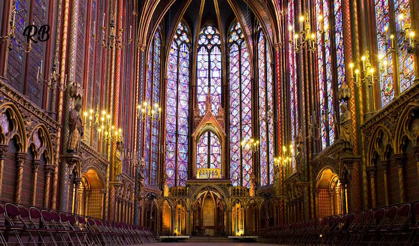 Unique Things To Do in Paris For Couples (Underrated Ideas) 5 Unique Things To Do in Paris For Couples / Sainte Chapelle