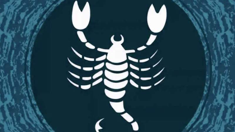 What are the characteristics of a female scorpio?