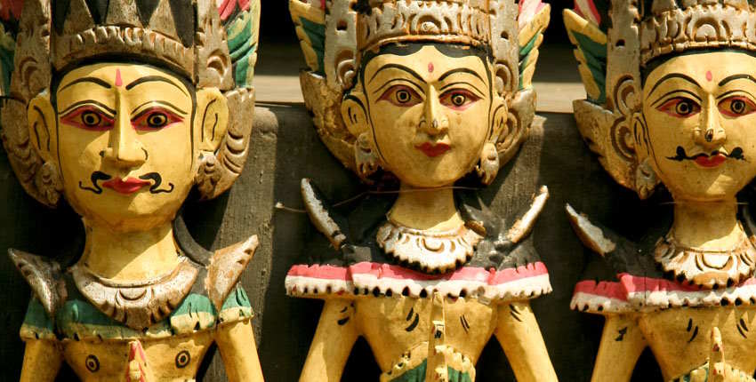What To Buy From Yogyakarta: Best Souvenir Shopping Guide 8 What To Buy From Yogyakarta? Wooden maskes and handicrafts