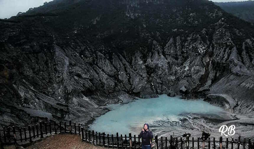 What to do in Bandung for 4 Days? Bandung Itinerary Guide Tangkuban Perahu volcano